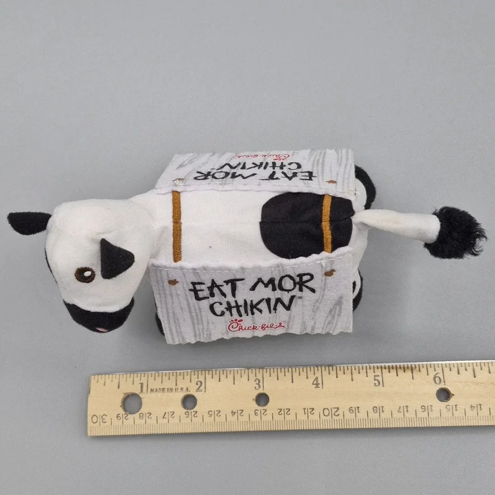 Chick-Fil-A Cow 4